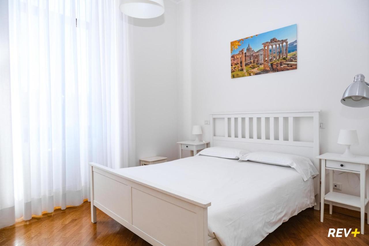 Mecenate Apartment Colosseum โรม ภายนอก รูปภาพ